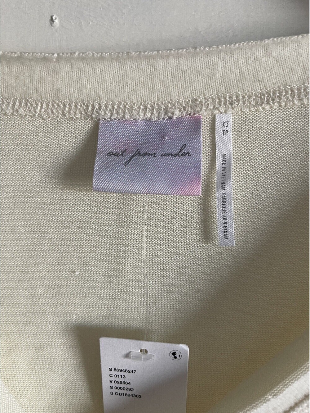 Urban Outfitters Out From Under Women XS Super Soft Ivory Sweater Button L/S NWT - Picture 5 of 15